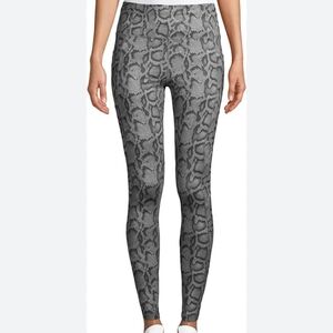 Avia‎ Snakeskin Print Leggings Size XS